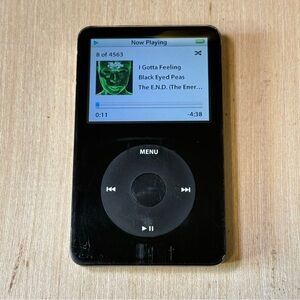 iPod Model:A1136 5thGen 30GB Blk Tested Good w/3255 Songs/Charger Read Info Blw!
